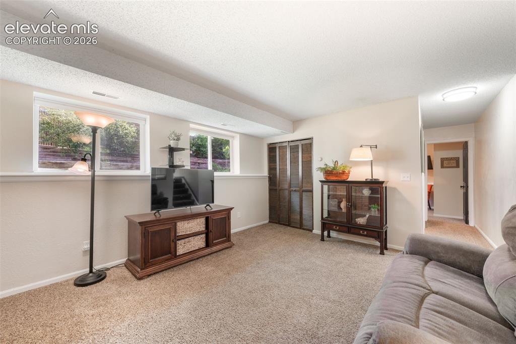 380 Winter Park Lane Colorado Springs CO 80919