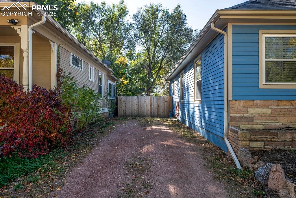 417 E Caramillo Street Colorado Springs CO 80907