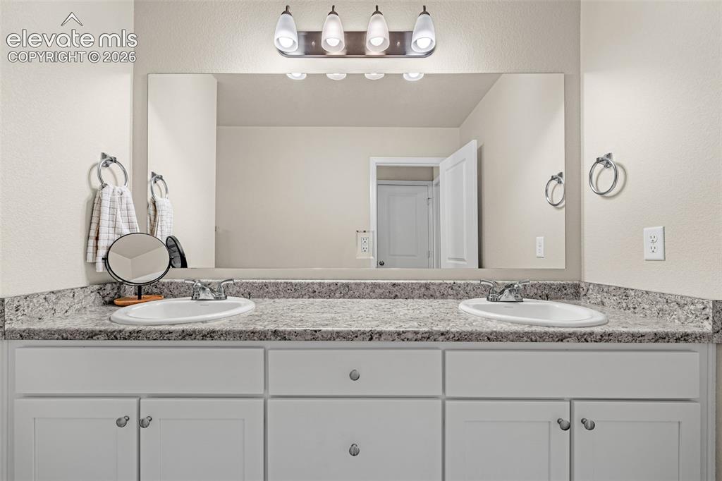 7827 Lathrop View Colorado Springs CO 80924
