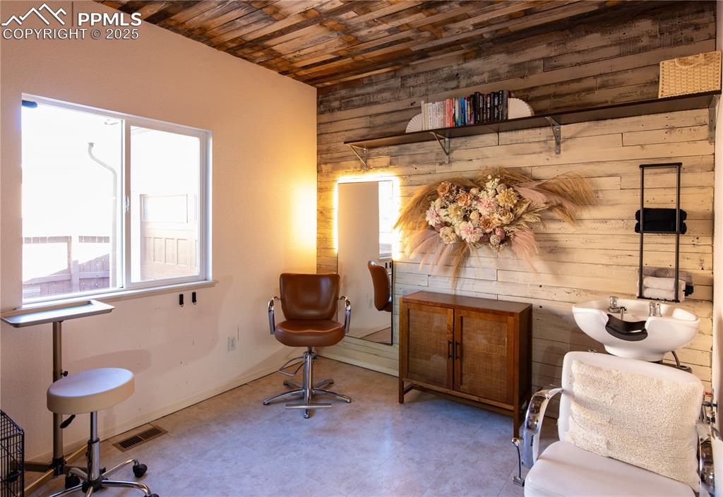 8412 Vanderwood Road Colorado Springs CO 80908