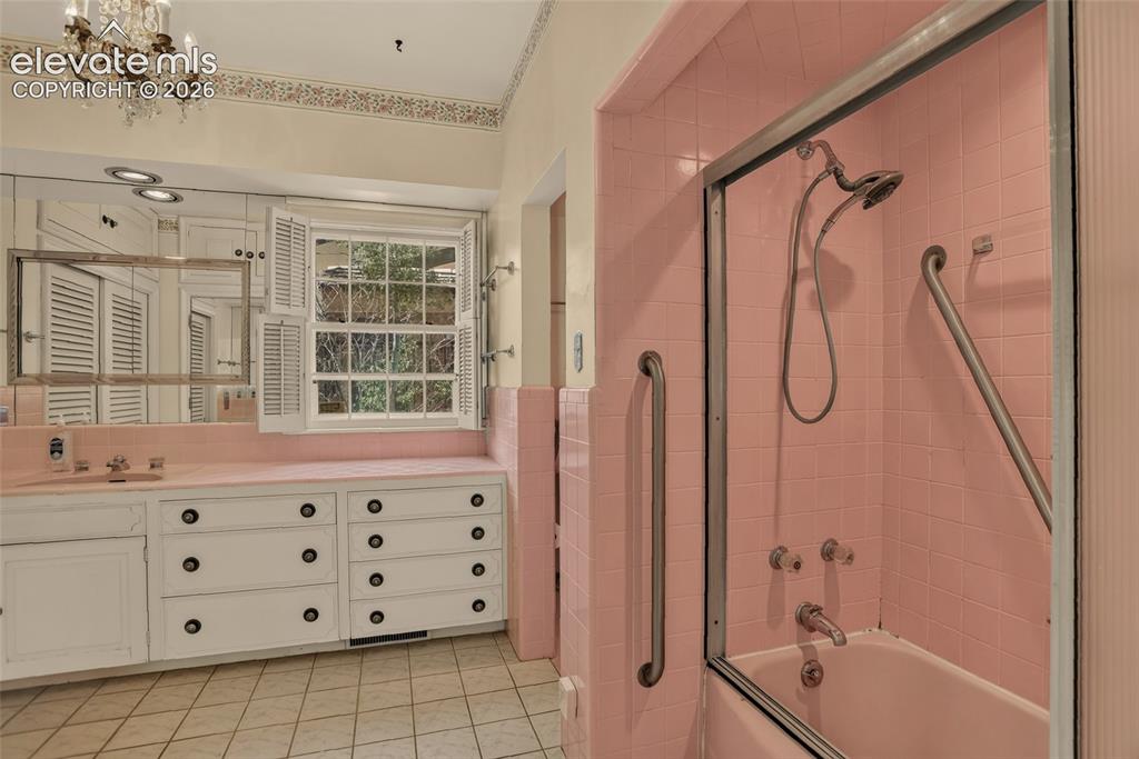 5 El Encanto Drive Colorado Springs CO 80906