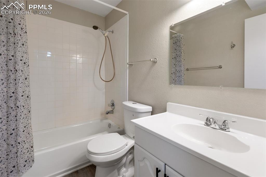 18 Mount Powderhorn Lane Florissant CO 80816