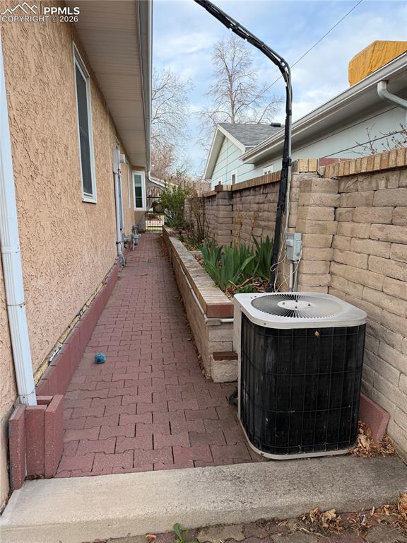 1713 W Boulder Street Colorado Springs CO 80904