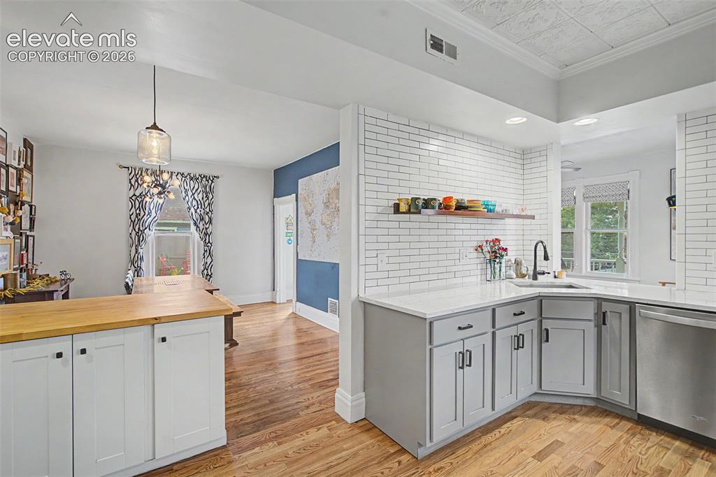 60 Waltham Avenue Manitou Springs CO 80829