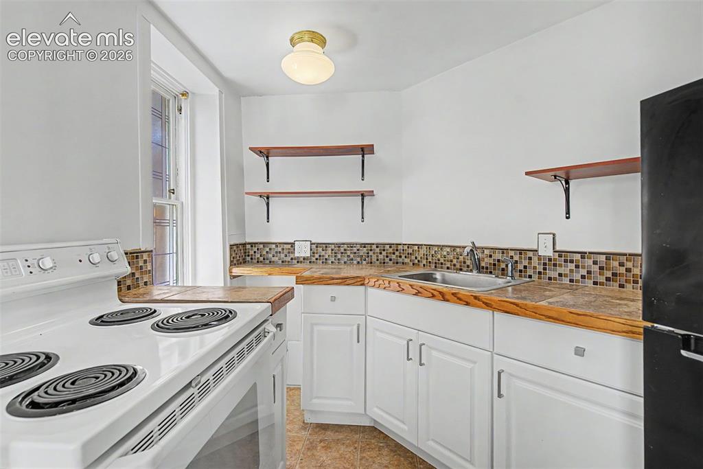60 Waltham Avenue Manitou Springs CO 80829