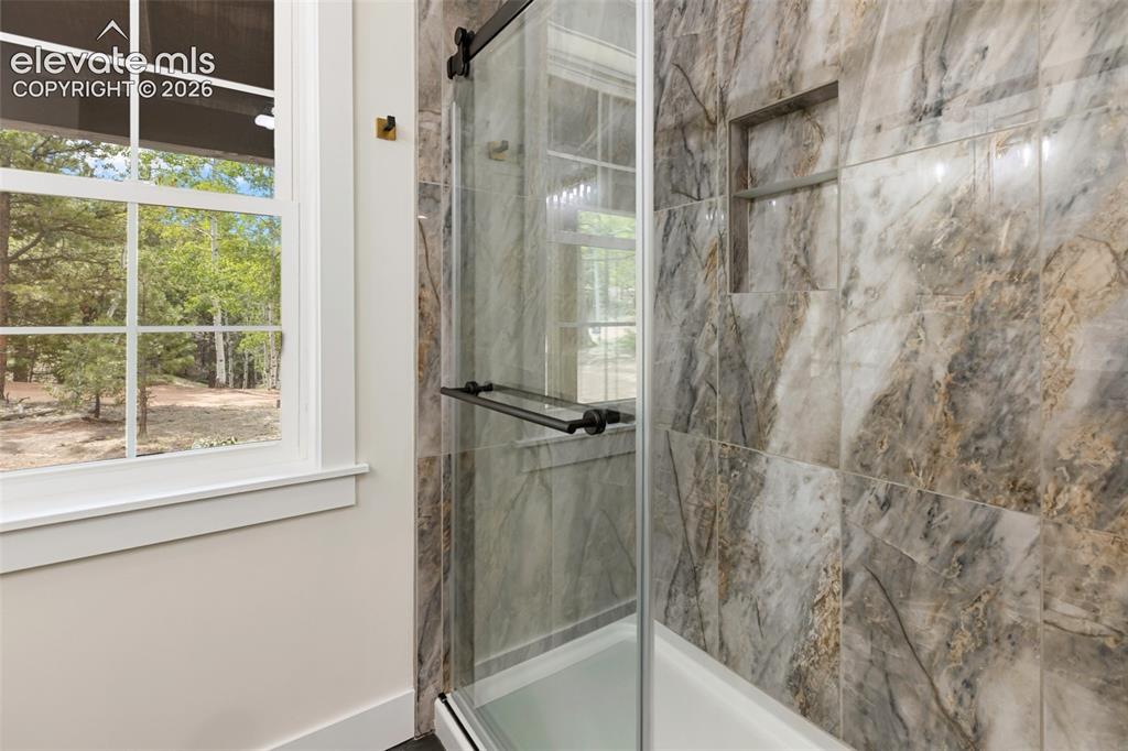 15 Juniper Circle Florissant CO 80816