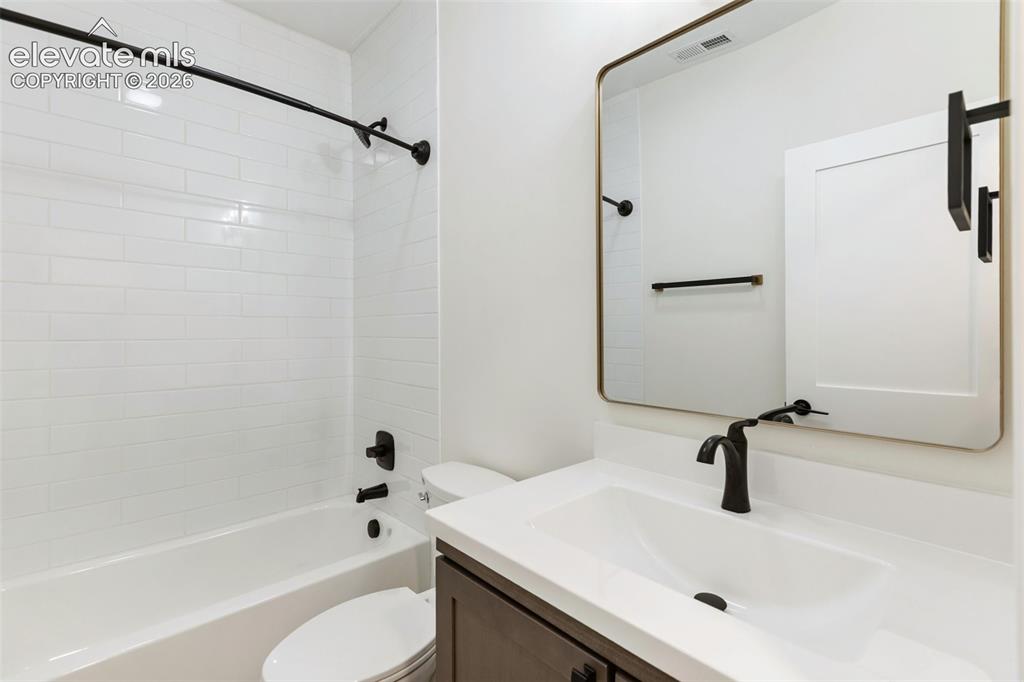15 Juniper Circle Florissant CO 80816