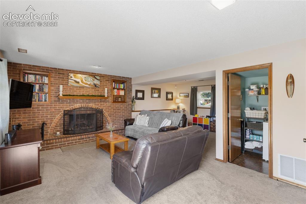 3345 Lynnwood Way Colorado Springs CO 80918