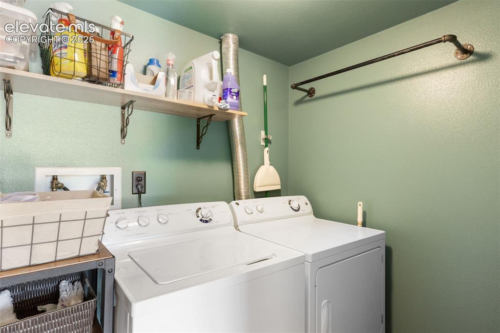 3345 Lynnwood Way Colorado Springs CO 80918