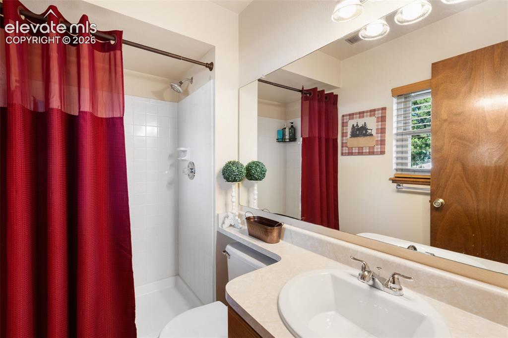 3345 Lynnwood Way Colorado Springs CO 80918