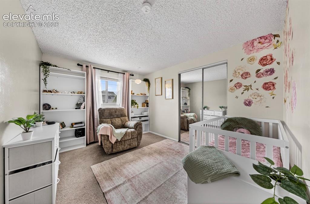 70 Bridle Trail Pueblo CO 81005