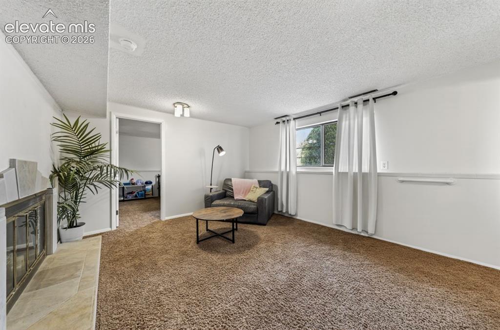 70 Bridle Trail Pueblo CO 81005