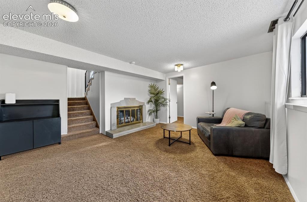 70 Bridle Trail Pueblo CO 81005