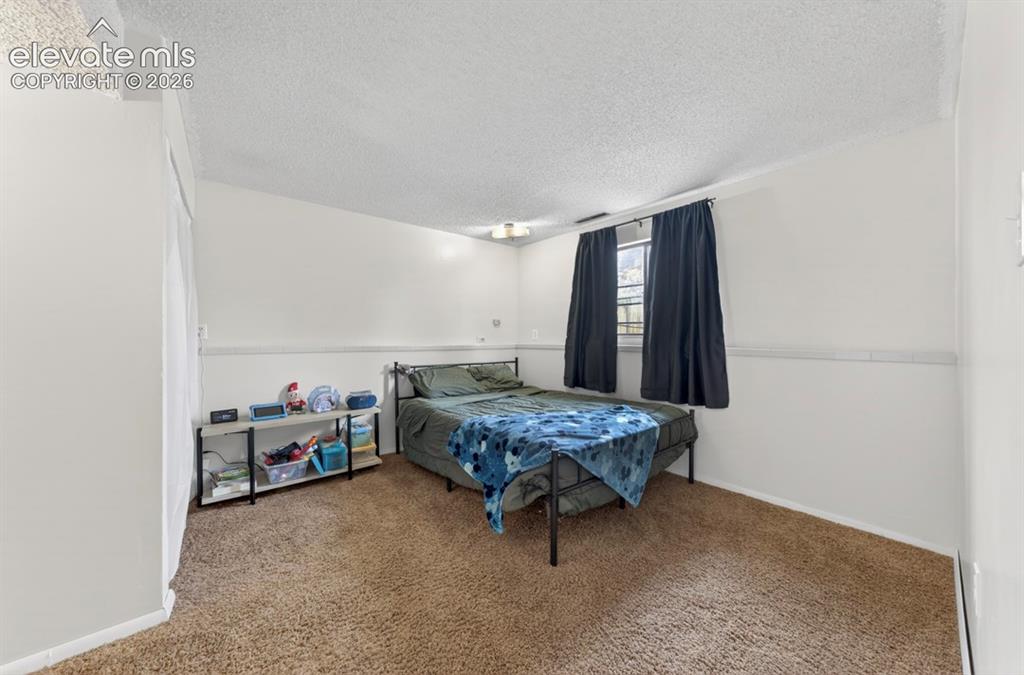 70 Bridle Trail Pueblo CO 81005