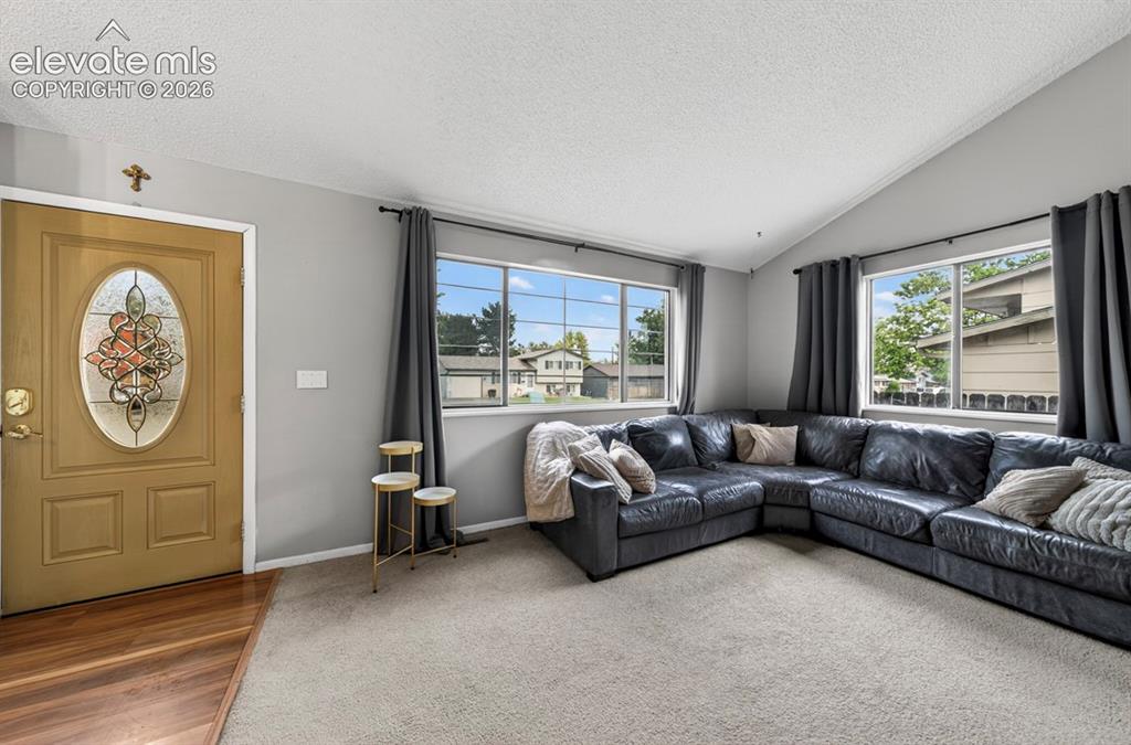 70 Bridle Trail Pueblo CO 81005