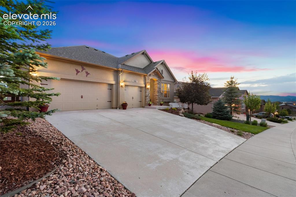 201 Kettle Valley Way Monument CO 80132