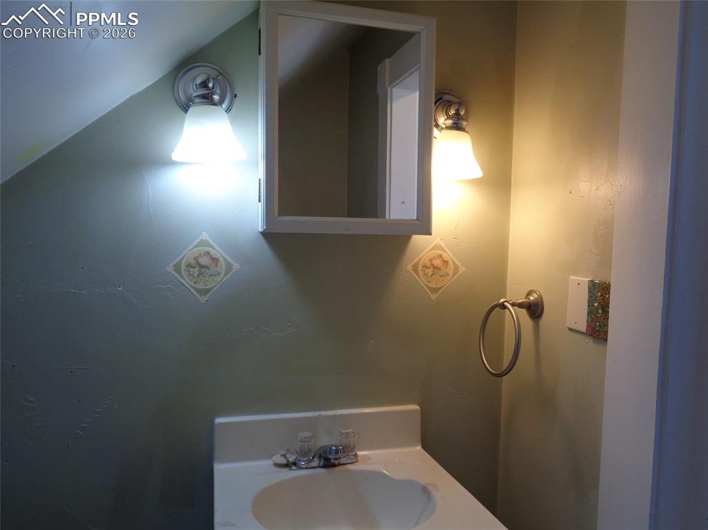 315 S 4th Street Victor CO 80860