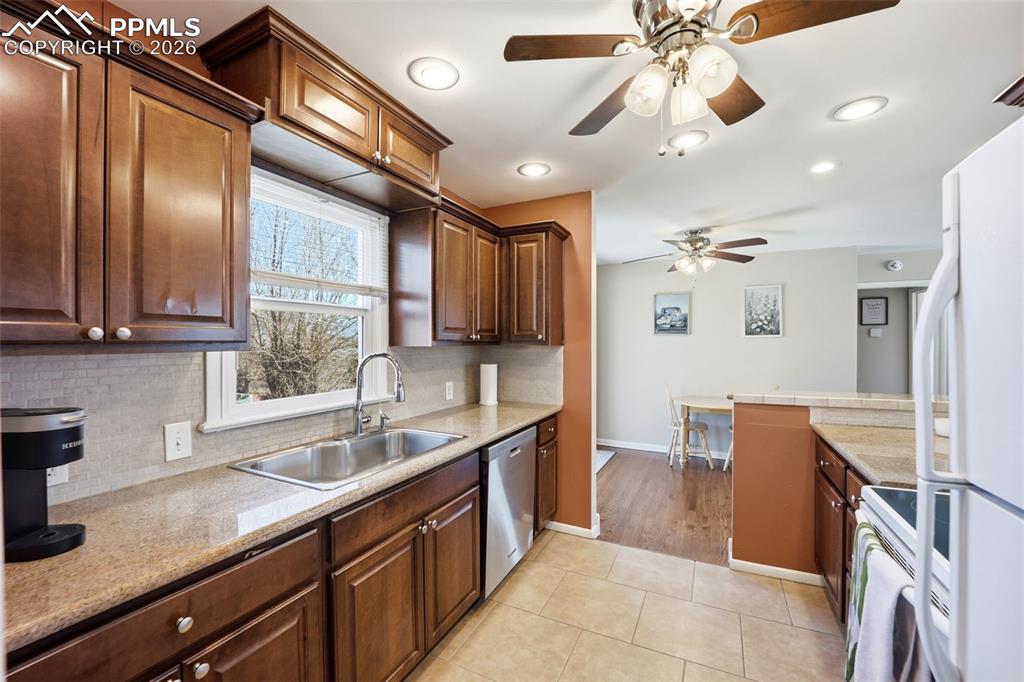 2813 Ute Drive Colorado Springs CO 80907