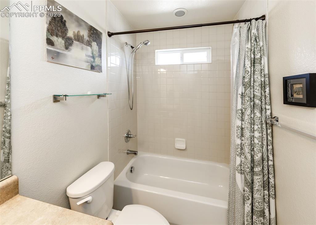 7724 Canyon Oak Drive Colorado Springs CO 80922