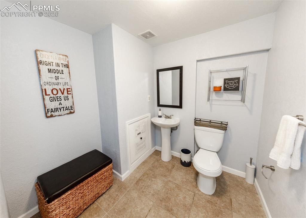 7724 Canyon Oak Drive Colorado Springs CO 80922