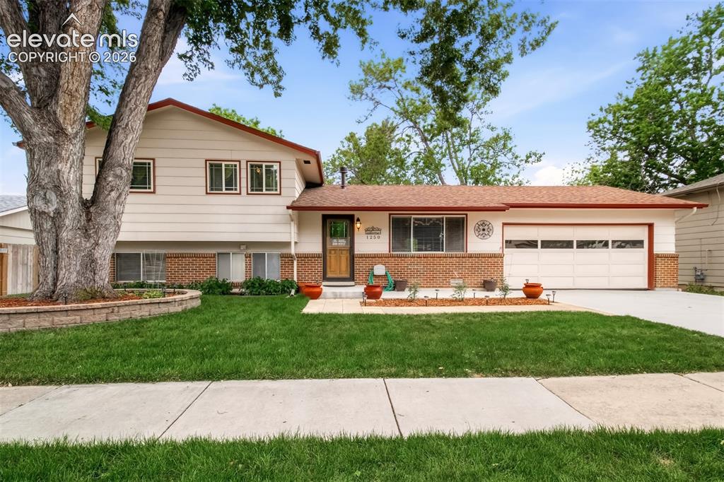1250 Osgood Road Colorado Springs CO 80915