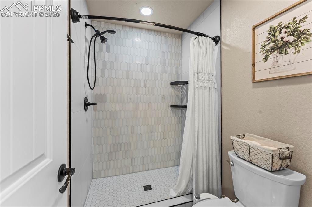825 N Grey Eagle Circle Colorado Springs CO 80919