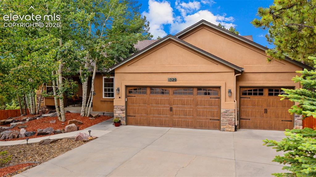 1520 Crestview Way Woodland Park CO 80863