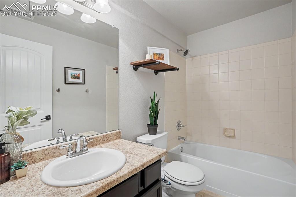 6850 Phantom Way Colorado Springs CO 80925