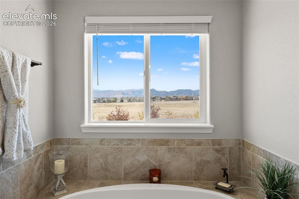 8412 Noreen Falls Drive Colorado Springs CO 80924
