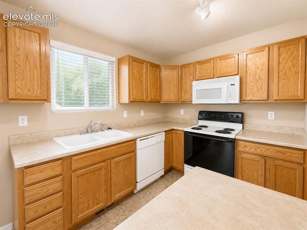 158 Audubon Drive Colorado Springs CO 80910