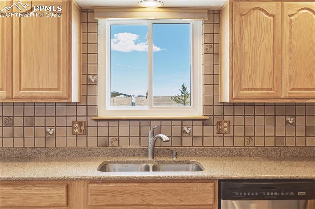 12720 Mesa View Road Larkspur CO 80118