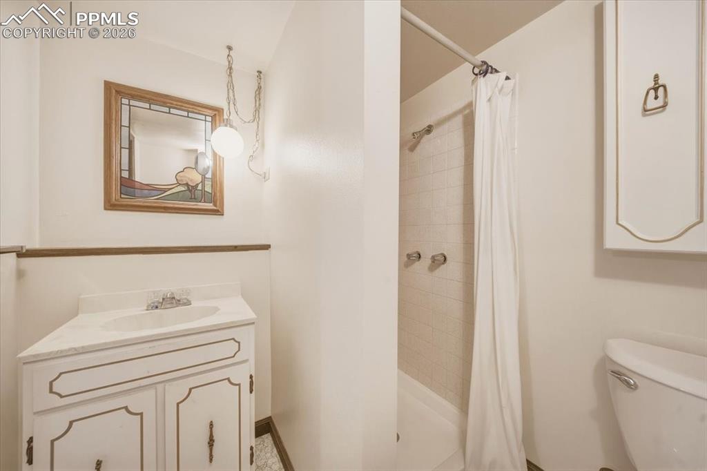 12720 Mesa View Road Larkspur CO 80118