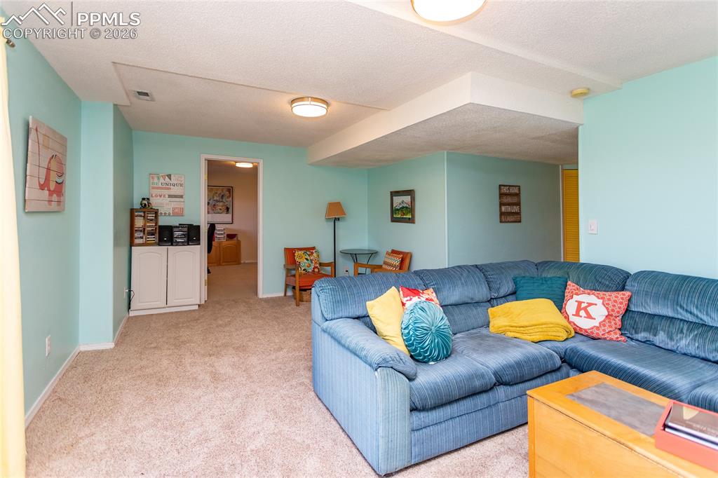 8020 Cooper River Drive Colorado Springs CO 80920