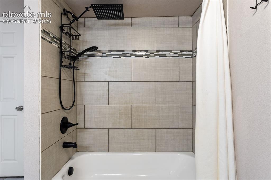 526 Loomis Avenue Colorado Springs CO 80906