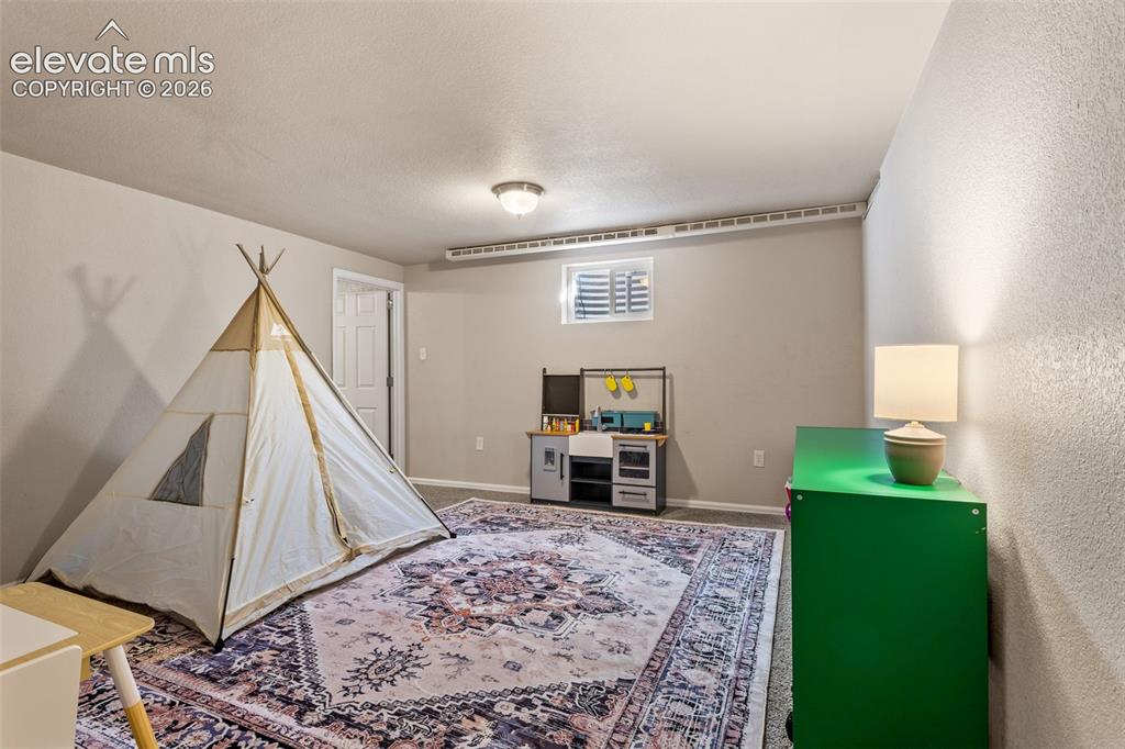 526 Loomis Avenue Colorado Springs CO 80906