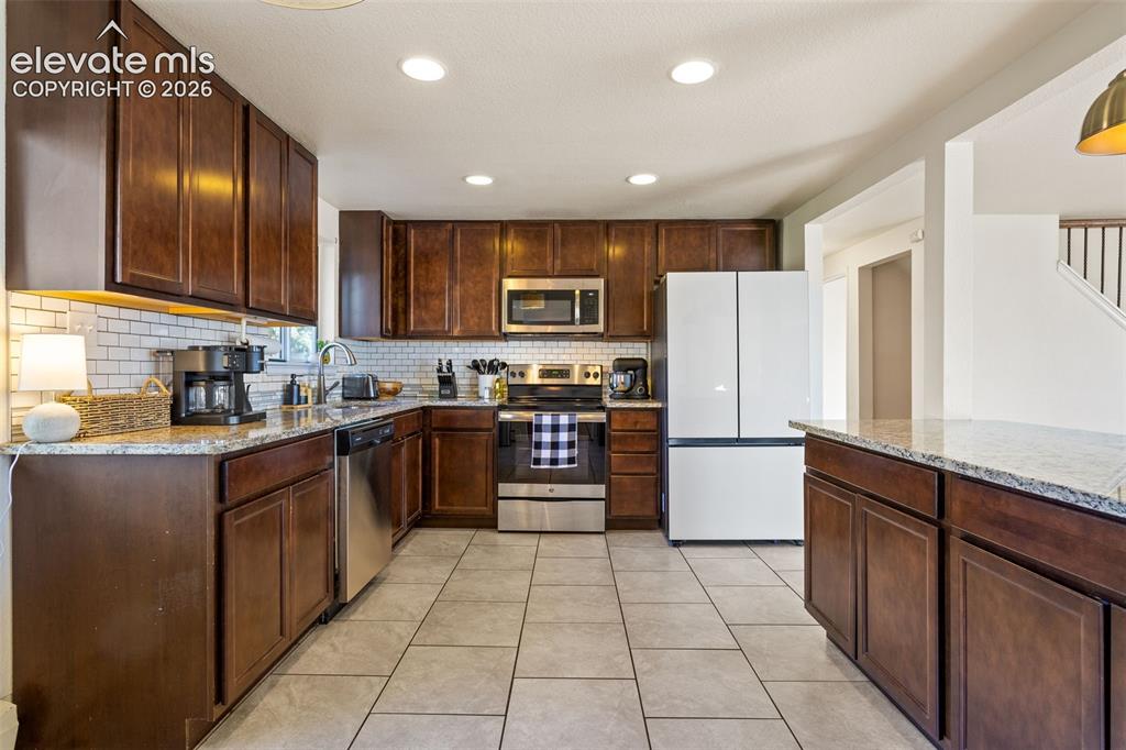 526 Loomis Avenue Colorado Springs CO 80906