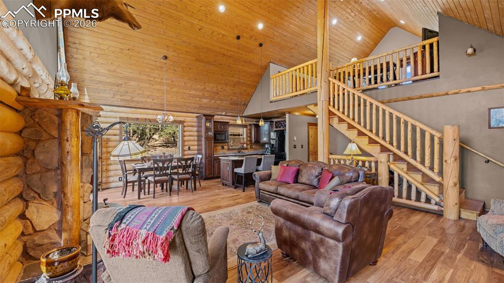 1253 E Bison Creek Trail Divide CO 80814