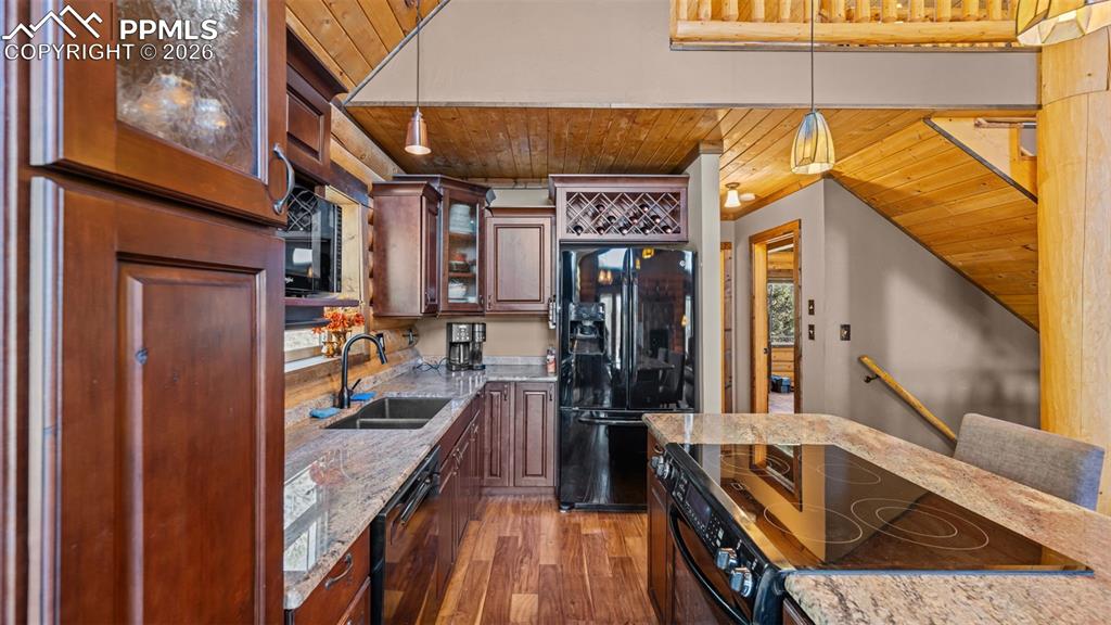 1253 E Bison Creek Trail Divide CO 80814