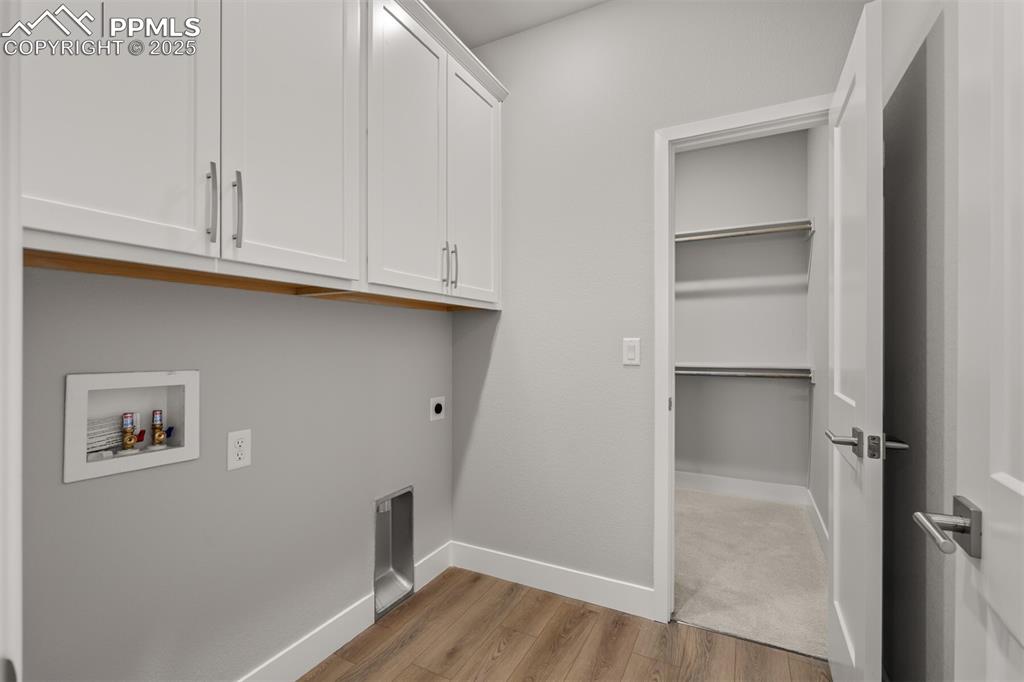 4585 Peak Crest View Colorado Springs CO 80918