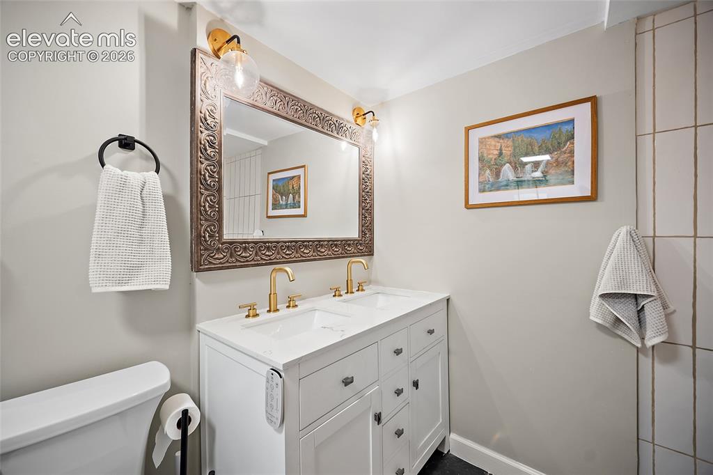 208 Oak Place Manitou Springs CO 80829