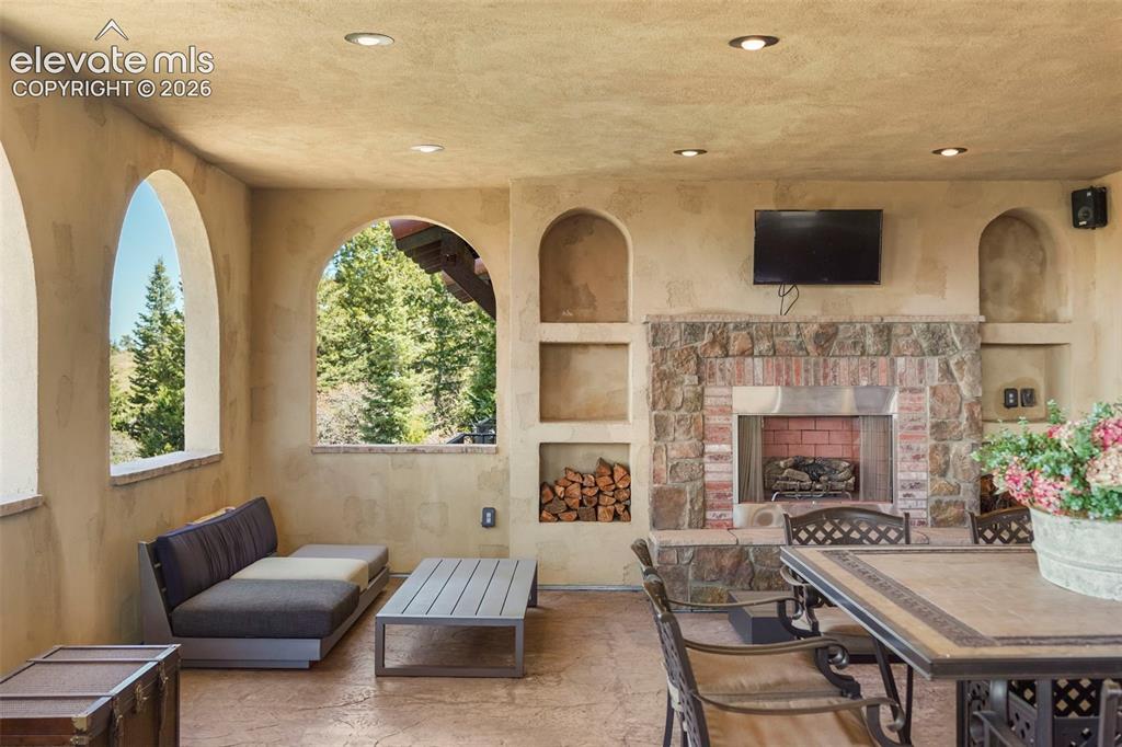 2869 Valley Park Drive Larkspur CO 80118