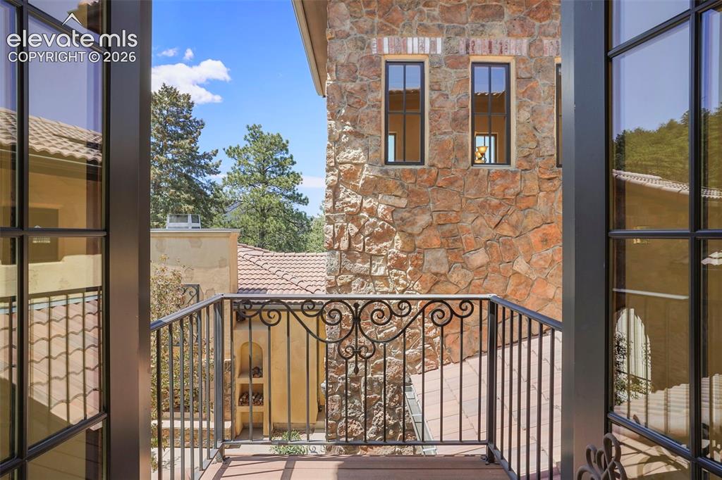 2869 Valley Park Drive Larkspur CO 80118