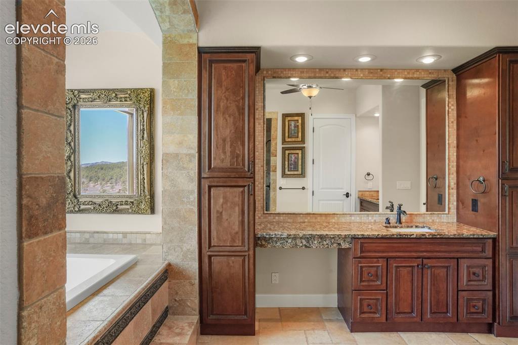 2869 Valley Park Drive Larkspur CO 80118