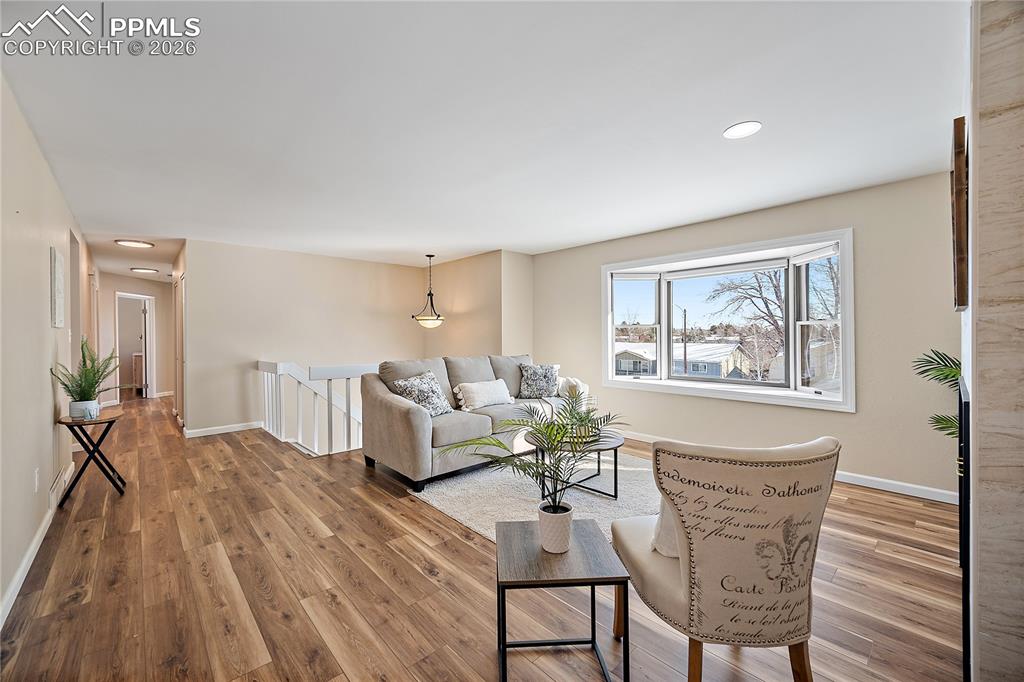 702 Paradise Lane Colorado Springs CO 80904
