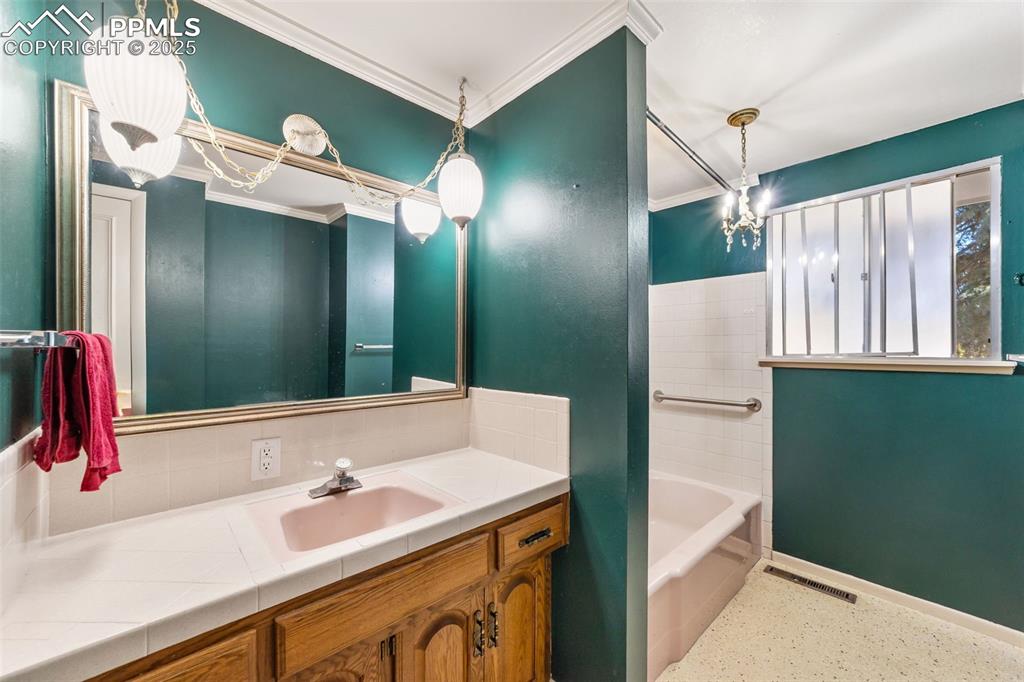 2302 Kent Lane Colorado Springs CO 80909