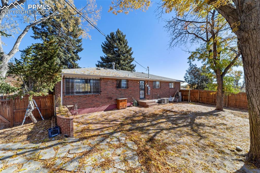 2302 Kent Lane Colorado Springs CO 80909