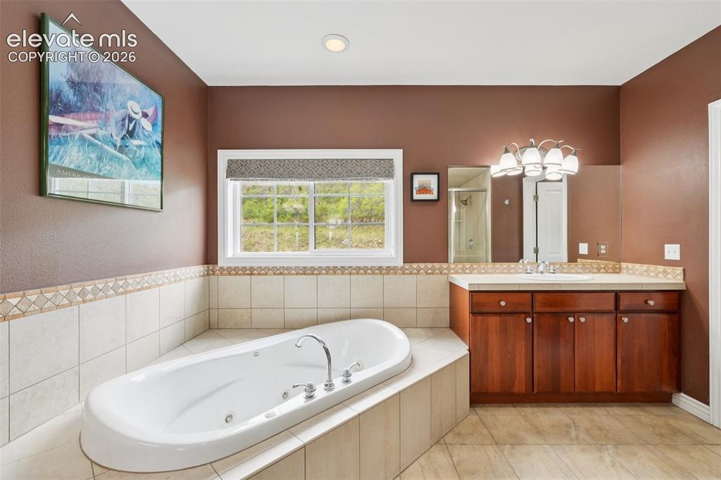 7014 Nautique Circle Larkspur CO 80118