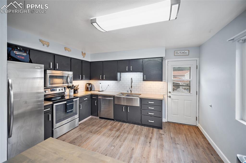 1921 Wooten Road Colorado Springs CO 80915