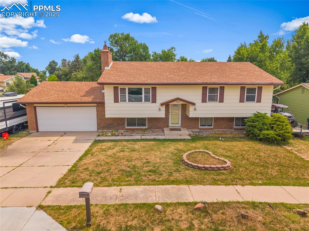 1921 Wooten Road Colorado Springs CO 80915