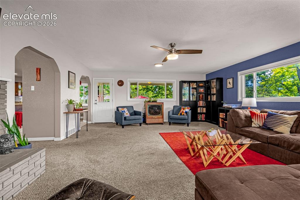 1424 Bellaire Drive Colorado Springs CO 80909
